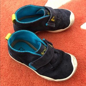 SALE! Plae Lou Velcro High Top Shoes Toddler 7